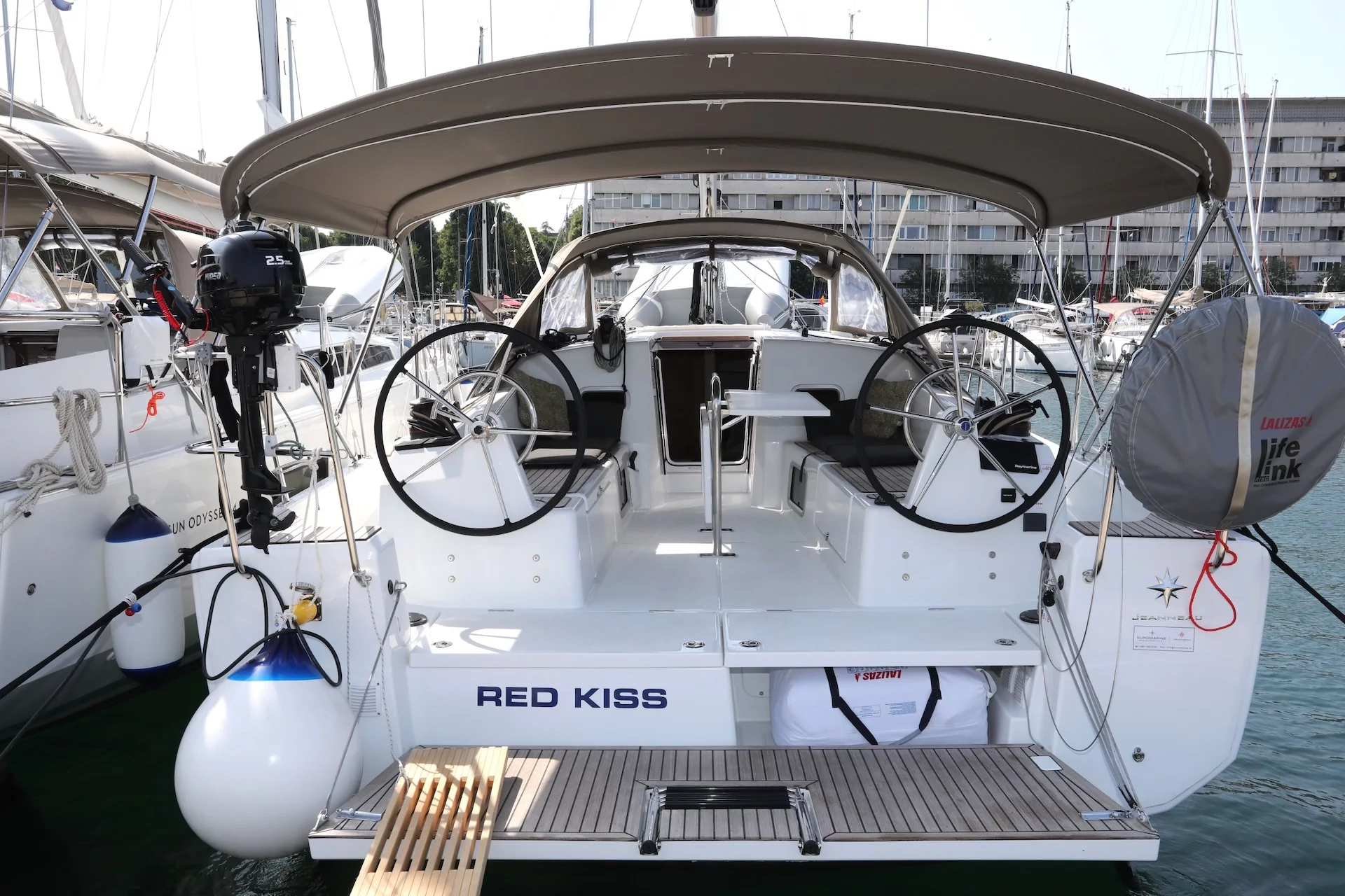 Sun Odyssey 380 (Red Kiss)  - 3