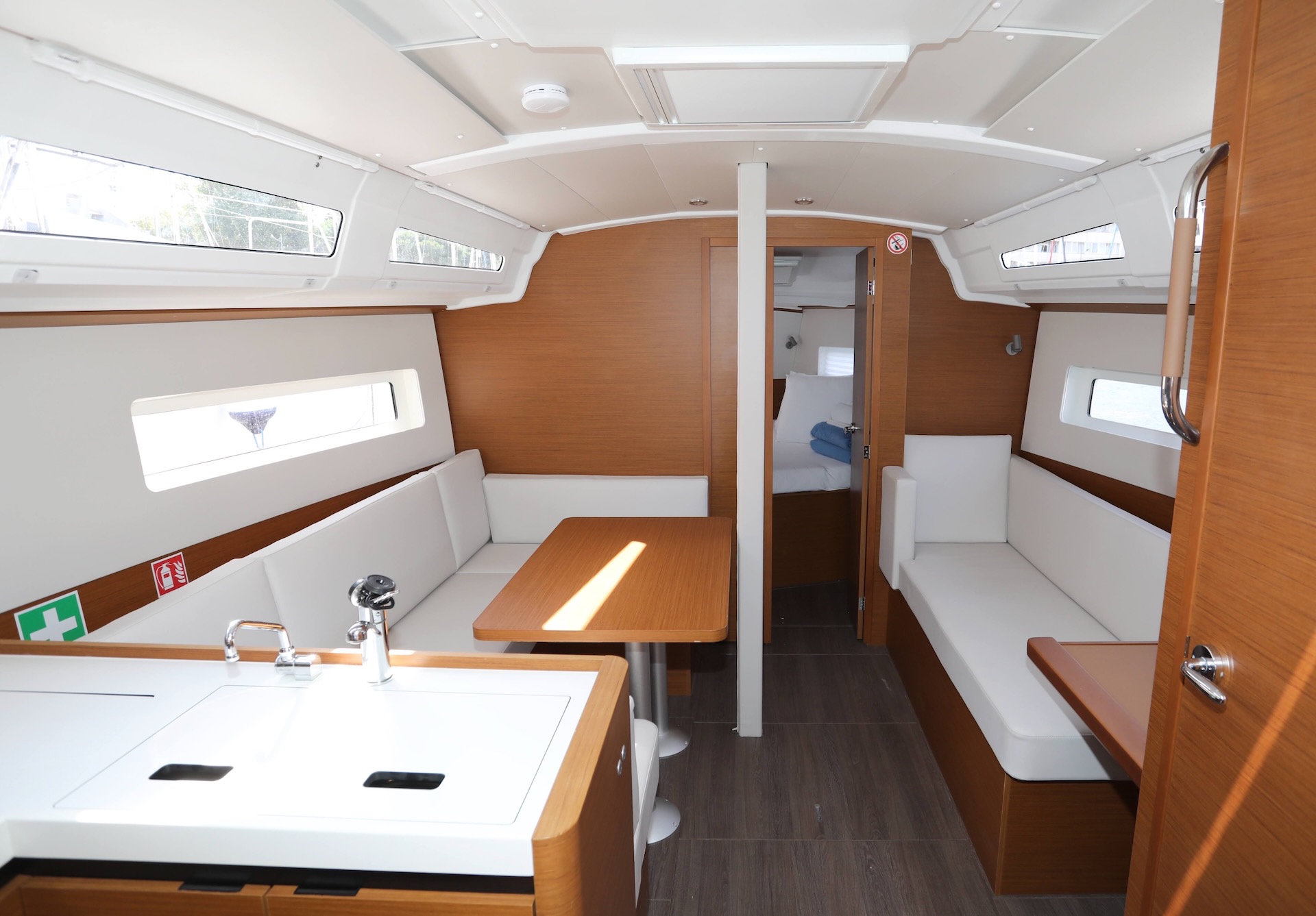 Photo #6 - Sun Odyssey 380 (Red Kiss) en Pula - 40863