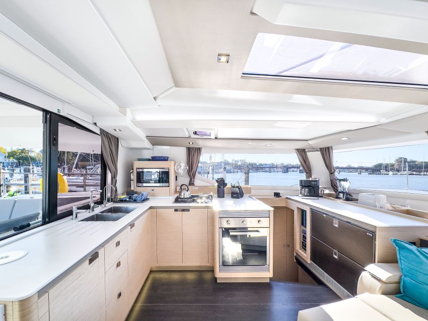 Photo #27 - Fountaine Pajot Tanna 47 Maestro - 3 cab. (La Bella Vita) in Nanny Cay - 40865