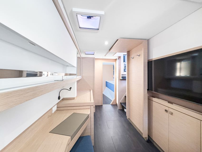 Photo #7 - Fountaine Pajot Tanna 47 Maestro - 3 cab. (La Bella Vita) in Nanny Cay - 40865