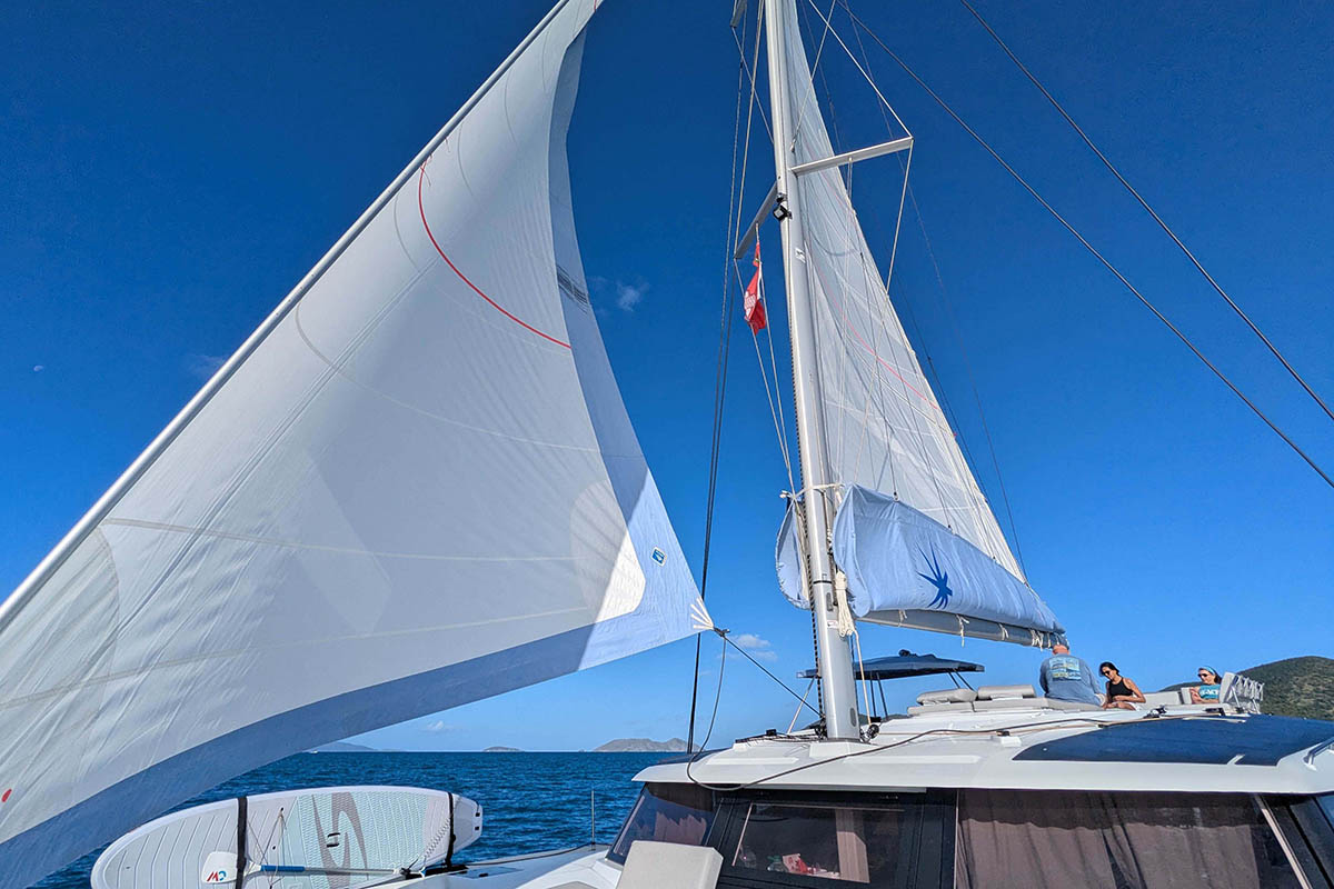 Photo #9 - Fountaine Pajot Aura 51 - 6 cab (Beachcomber) in Nanny Cay - 40867