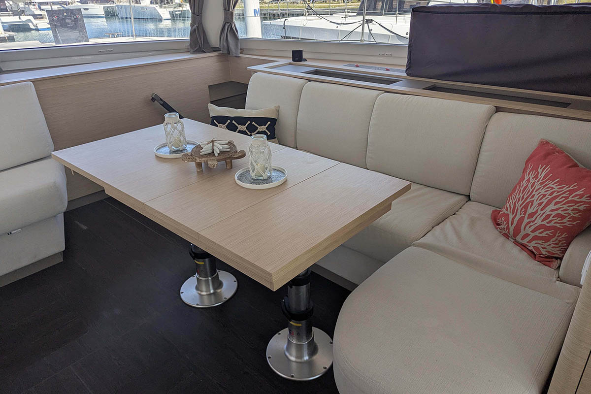Photo #20 - Fountaine Pajot Aura 51 - 6 cab (Beachcomber) in Nanny Cay - 40867