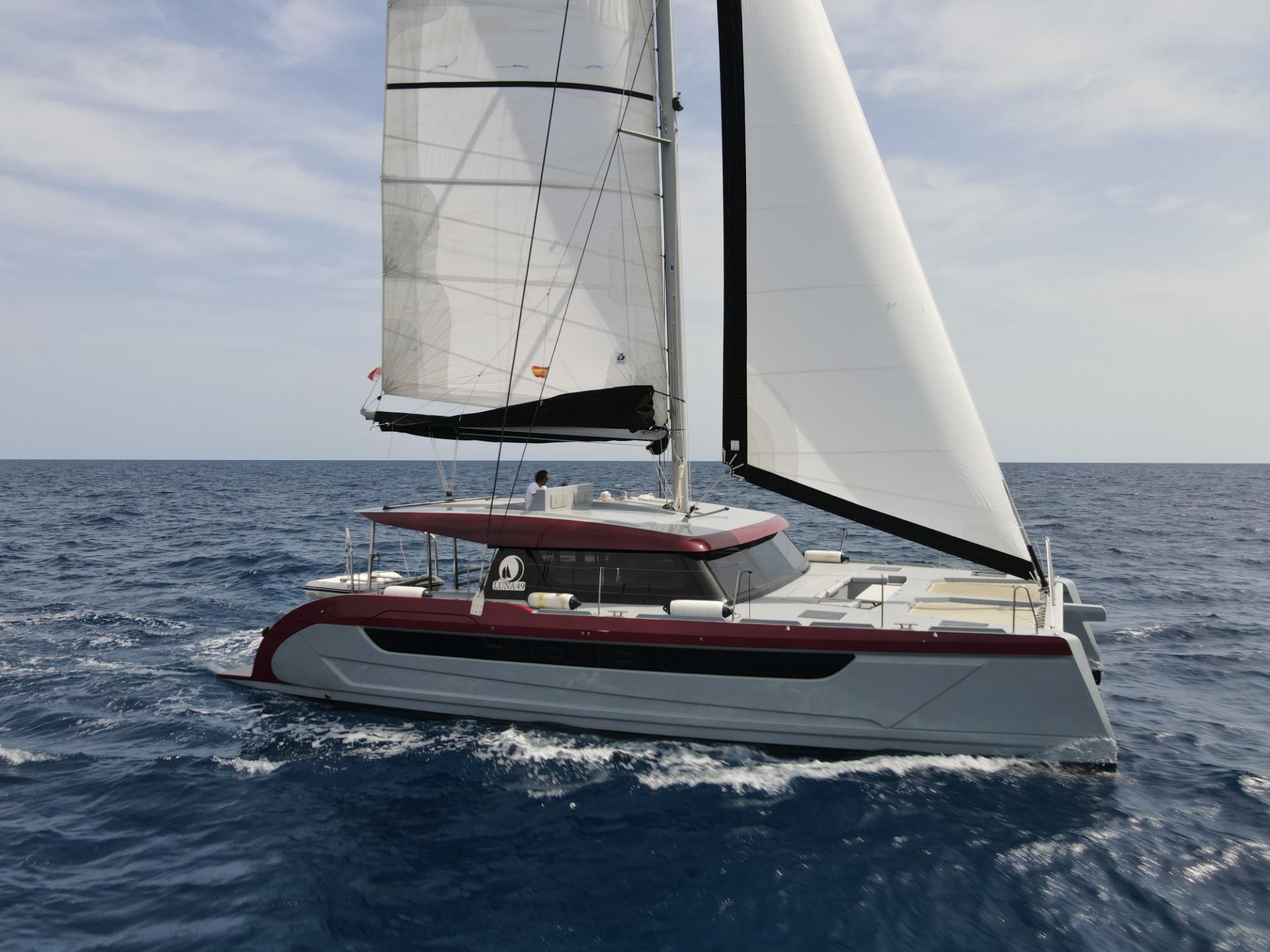 Photo #6 - Luna 49 (Katamaran) en Split - 40900