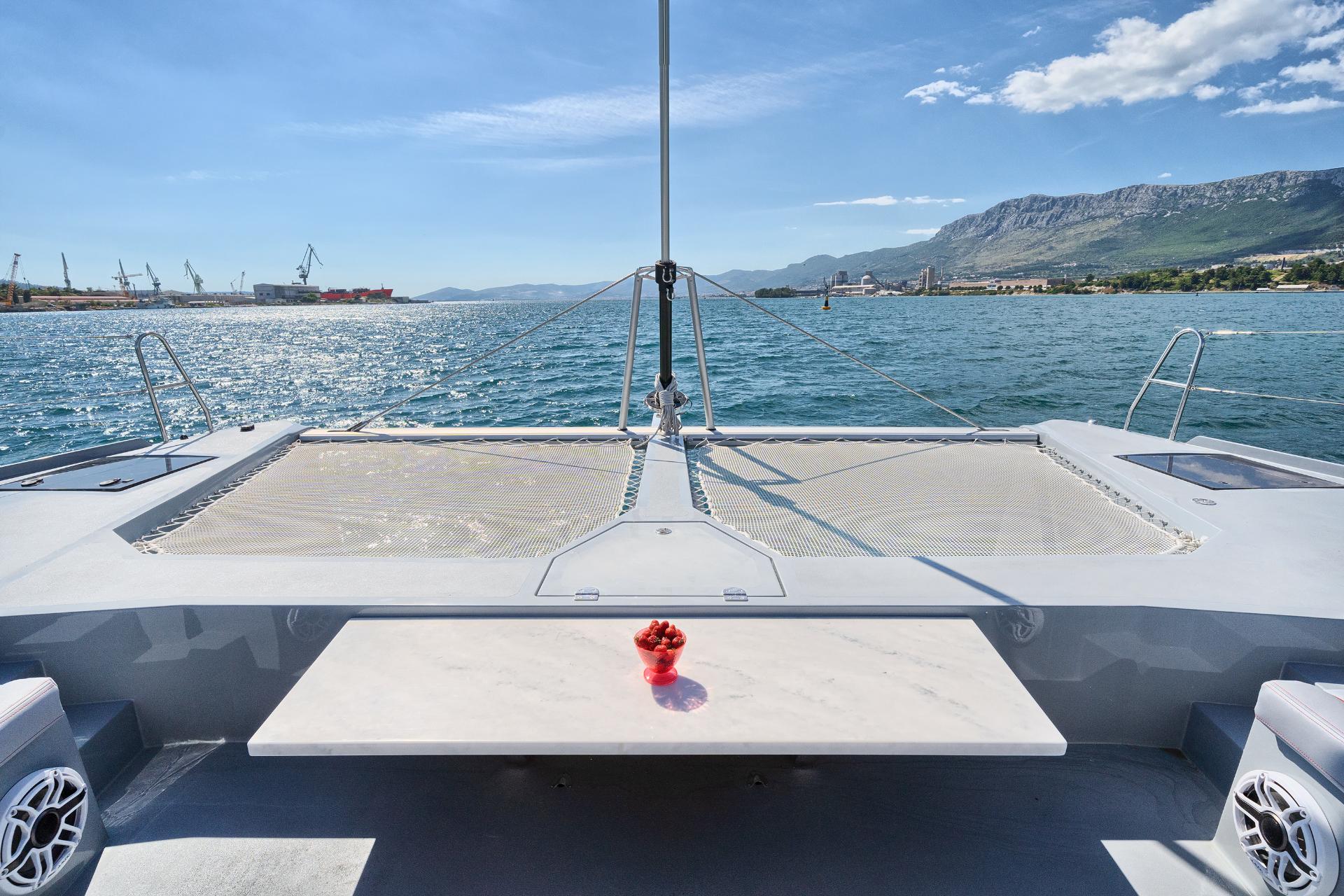 Photo #9 - Luna 49 (Katamaran) en Split - 40900