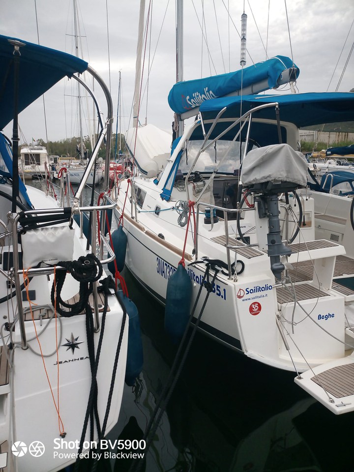 Photo #4 - Oceanis 35.1 - 2 cab. (Beghe) en Cannigione - 40910