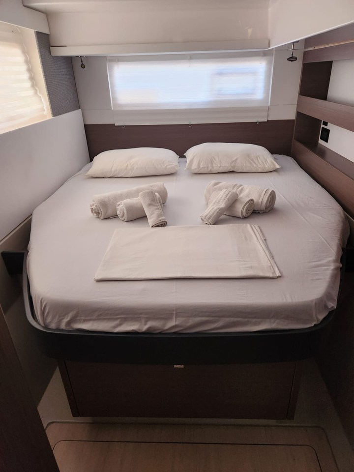 Photo #12 - Oceanis 35.1 - 2 cab. (Beghe) en Cannigione - 40910