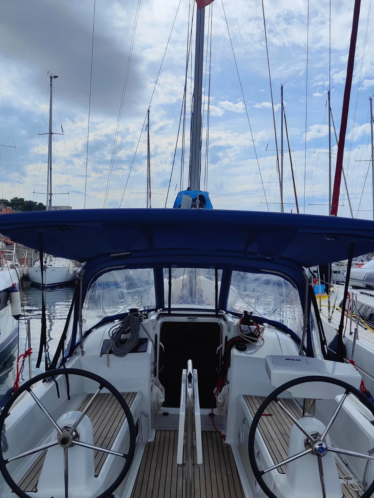 Oceanis 30.1 (Amal)  - 3