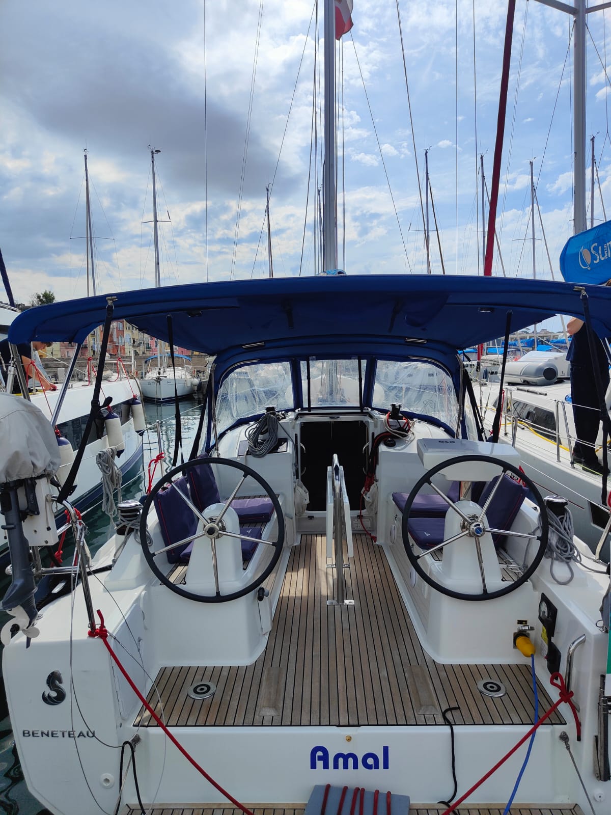 Photo #5 - Oceanis 30.1 (Amal) in Procida - 40929