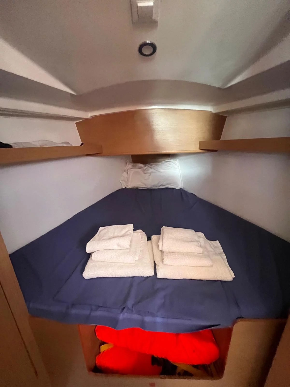 Sun Odyssey 319 (Lazzarone)  - 5
