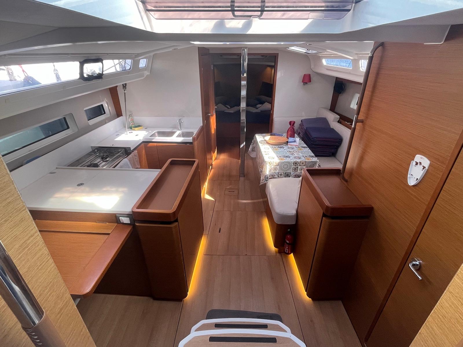 Photo #7 - Sun Odyssey 440 (Cicerenella) en Cannigione - 40942