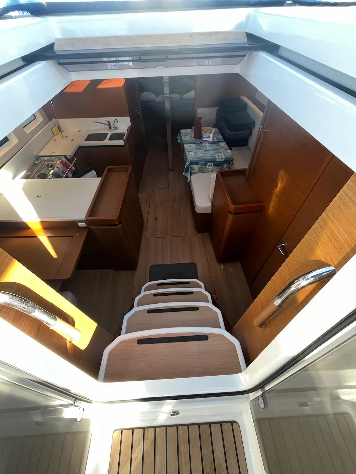 Sun Odyssey 440 (Maryann)  - 4
