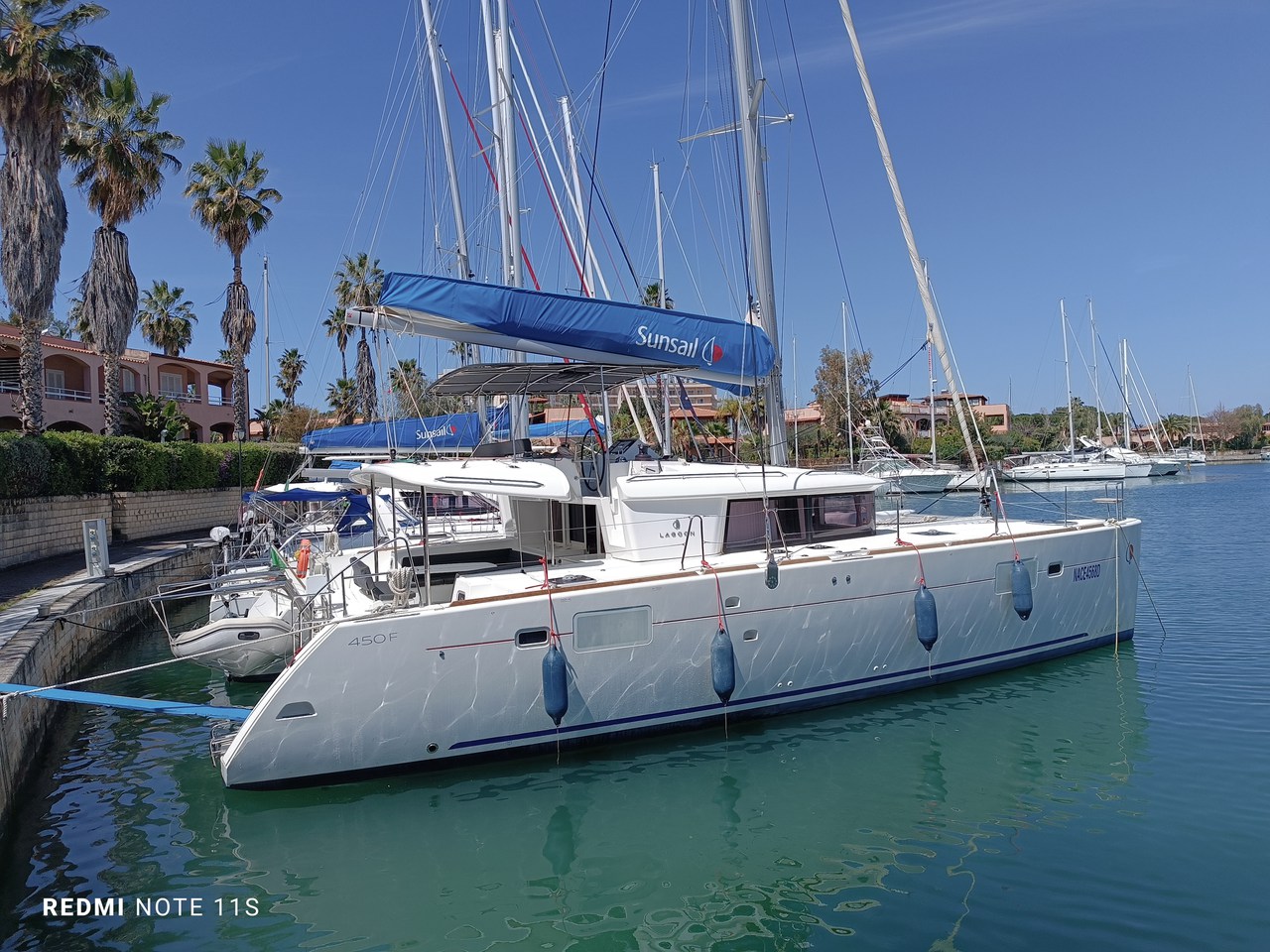Photo #4 - Lagoon 450 F - 4 + 1 cab. (Hakuna Matata) en Portorosa - 40945