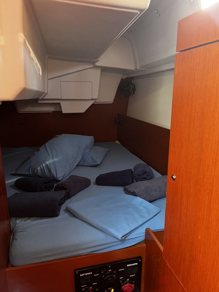 Photo #8 - Oceanis 35.1 - 2 cab. (Albarosa) in Portorosa - 40950