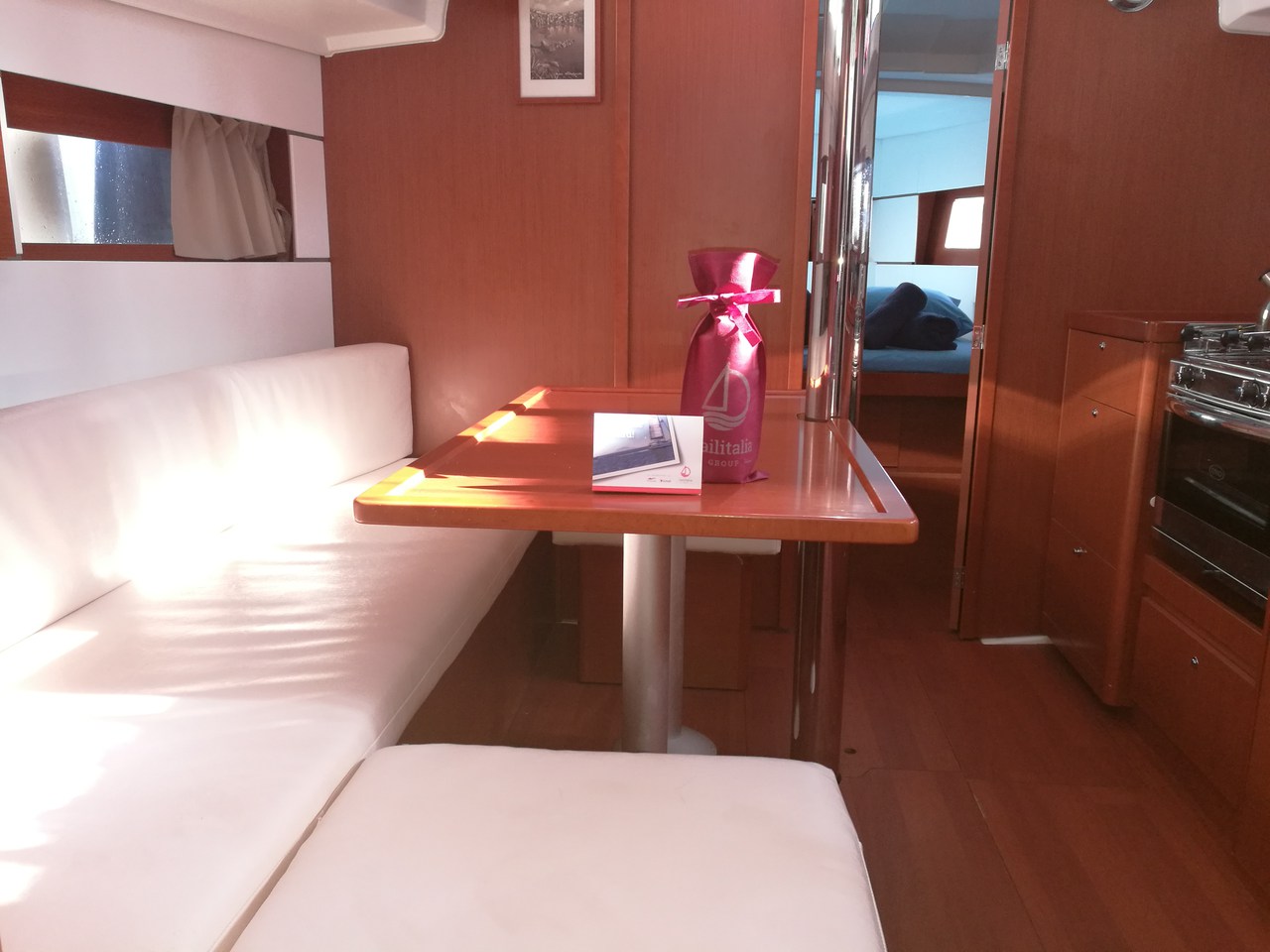 Photo #7 - Oceanis 38.1 (Ariele) in Portorosa - 40951