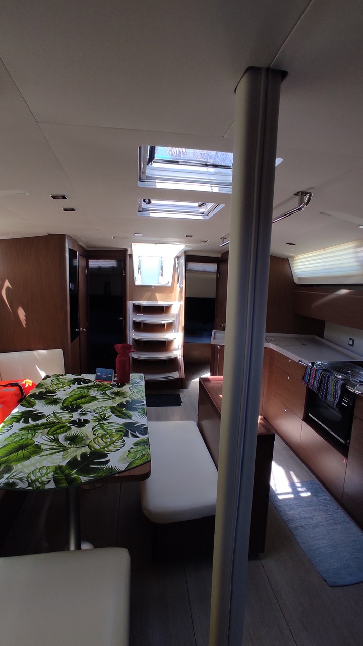 Photo #11 - Oceanis 46.1 (Namaka) in Portorosa - 40954