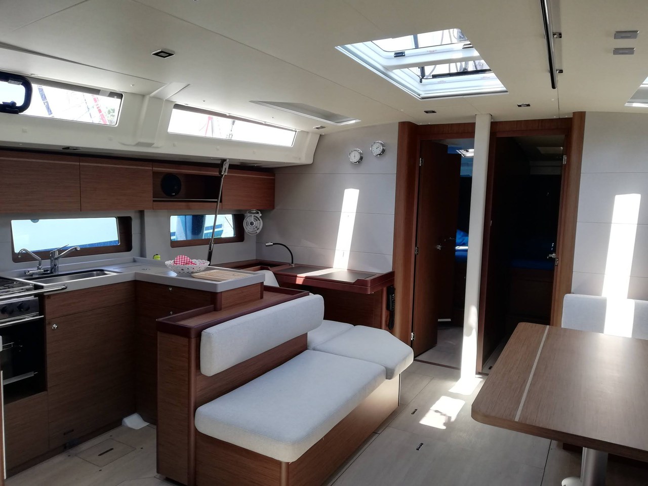 Photo #6 - Oceanis 51.1 - 5 + 1 cab. (San Blas) in Portorosa - 40955