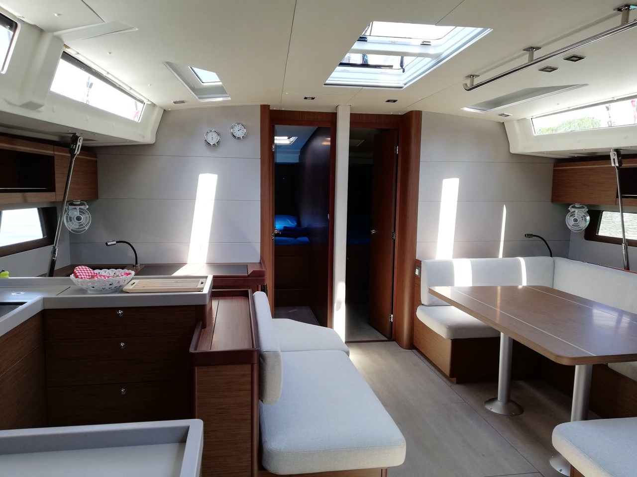 Photo #7 - Oceanis 51.1 - 5 + 1 cab. (San Blas) in Portorosa - 40955