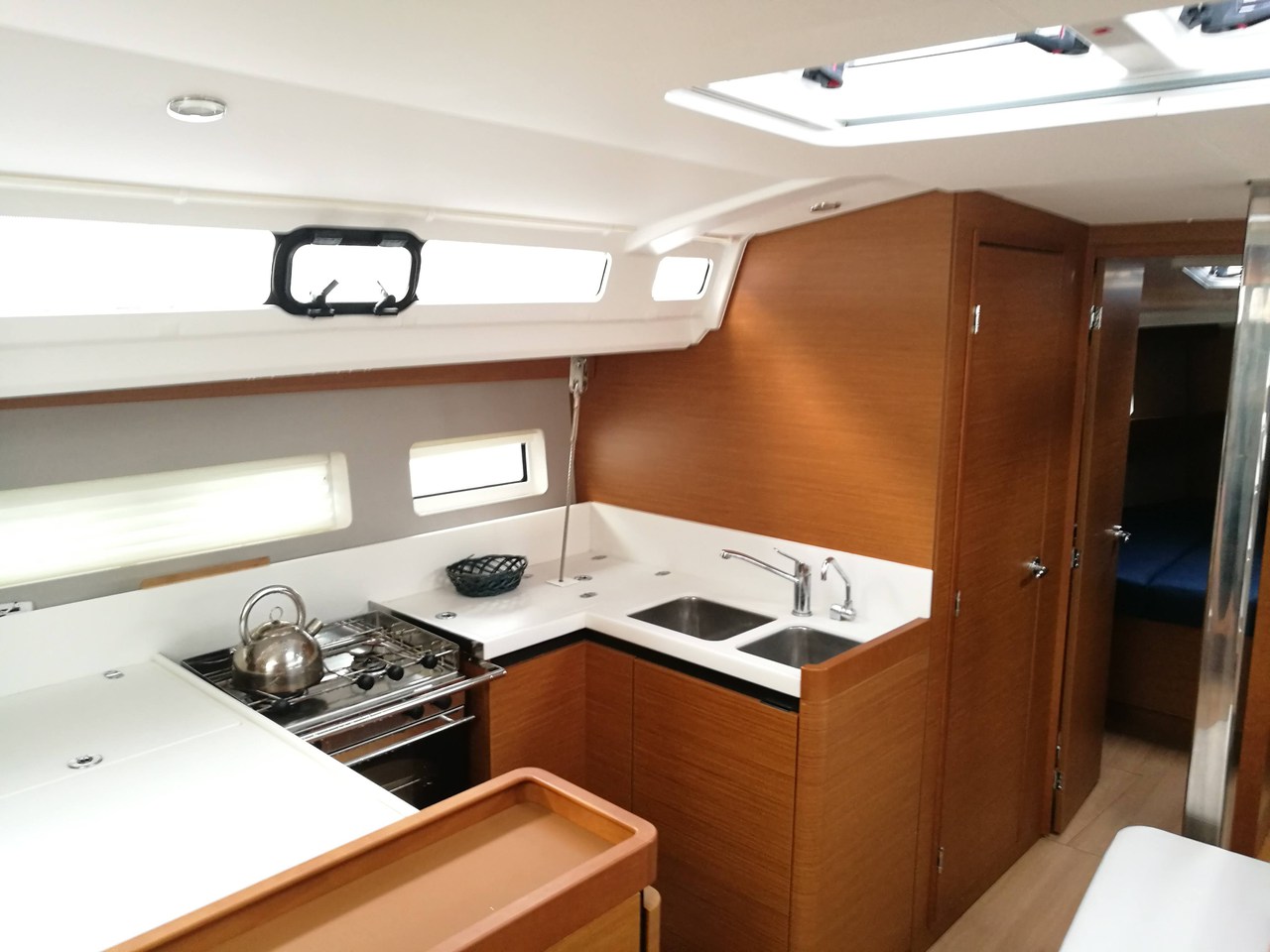 Photo #6 - Sun Odyssey 440 (Aitna) in Portorosa - 40957