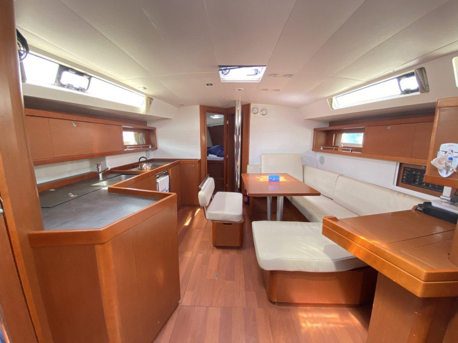 Photo #9 - Oceanis 45 - 4 cab. (Bella) in Procida - 40967