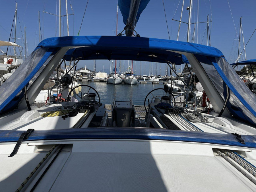 Photo #6 - Oceanis 48 - 5 cab. (Erikoussa) en Procida - 40969
