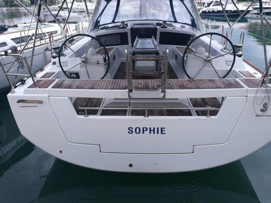 Photo #1 - Oceanis 48 - 5 cab. (Sophie) in Procida - 40971