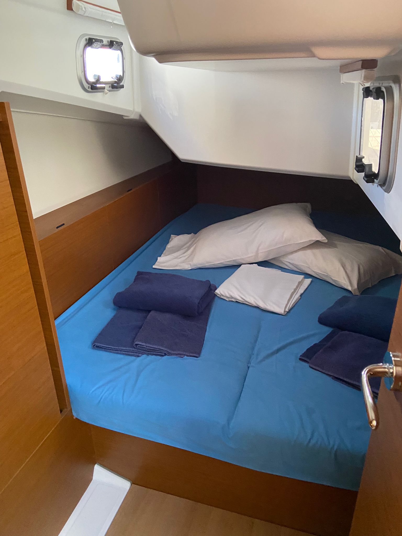 Photo #11 - Sun Odyssey 380 (Philippa) in Procida - 40973