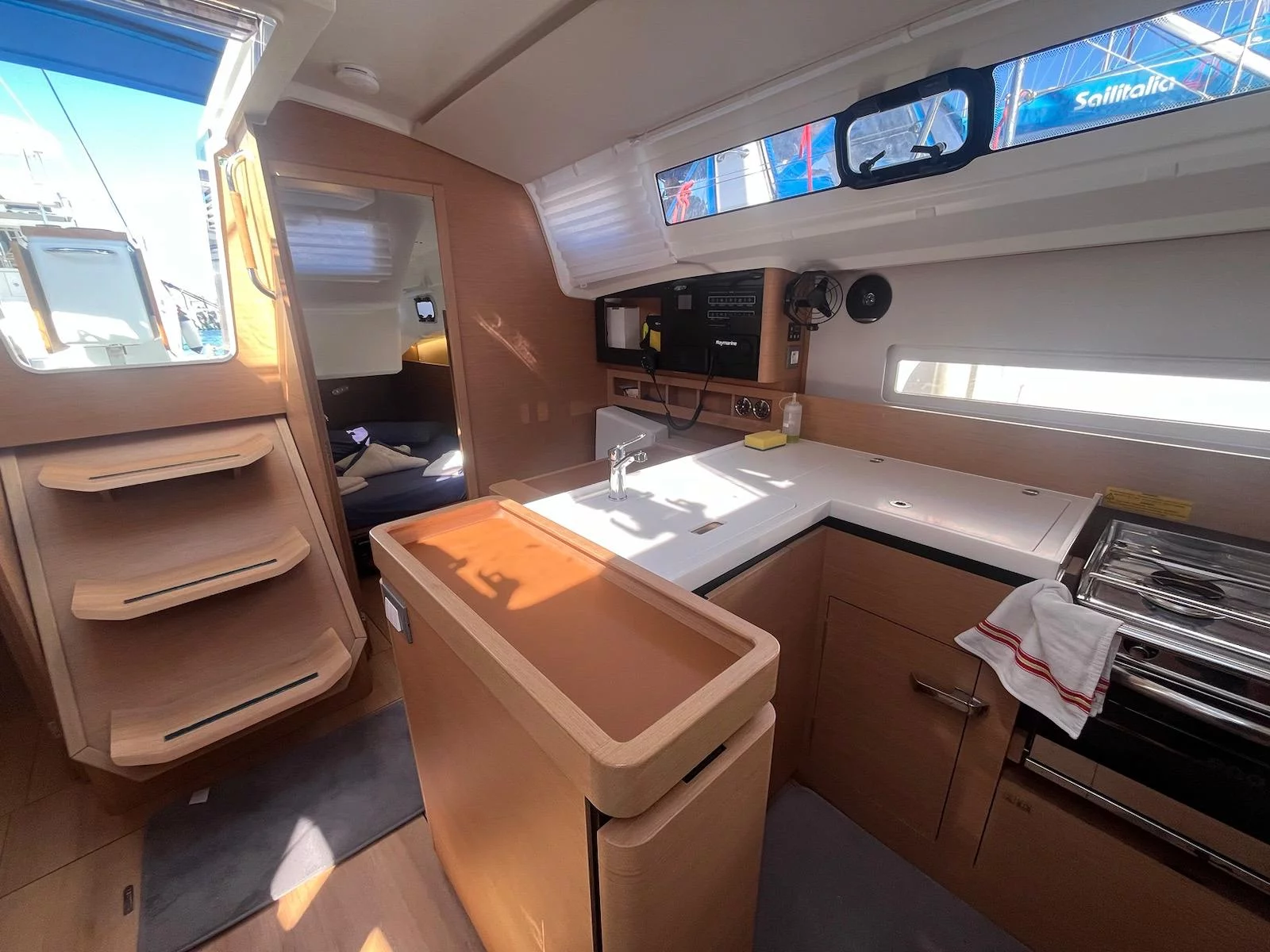 Sun Odyssey 410 - 3 cab. (Brasilia)  - 2