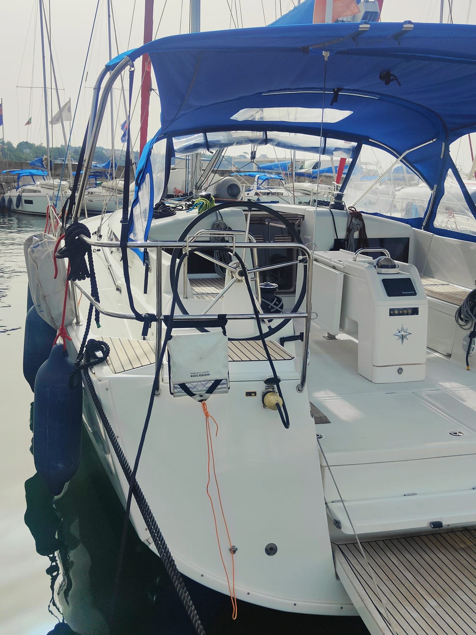 Photo #4 - Sun Odyssey 440 (Iddu) in Procida - 40977