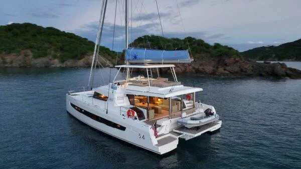 Bali 5.4 - 6 + 2 cab. (Maravela)  - 24