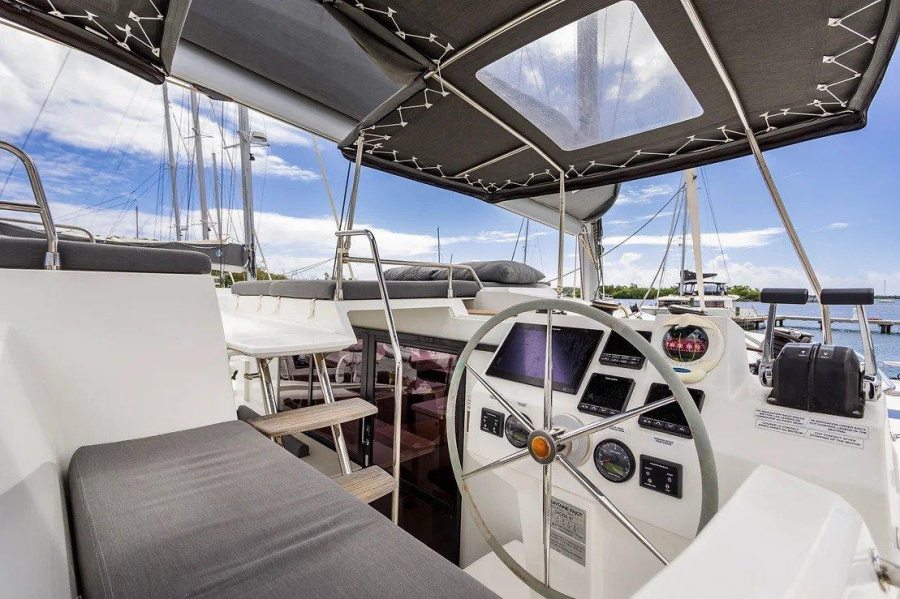 Photo #11 - Fountaine Pajot Saona 47 Quintet - 5 + 1 cab. (Sun and Stars) en St. Thomas - 41005