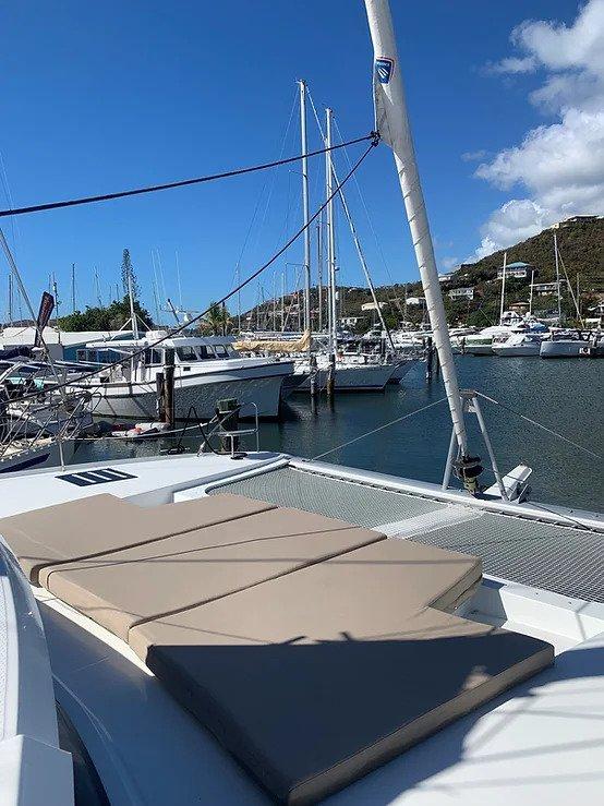 Photo #6 - Fountaine Pajot Saona 47 Maestro - 3 + 1 cab. (Hourglass) in St. Thomas - 41006