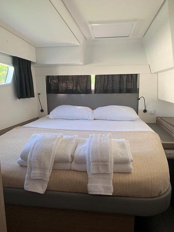 Photo #11 - Fountaine Pajot Saona 47 Maestro - 3 + 1 cab. (Hourglass) in St. Thomas - 41006