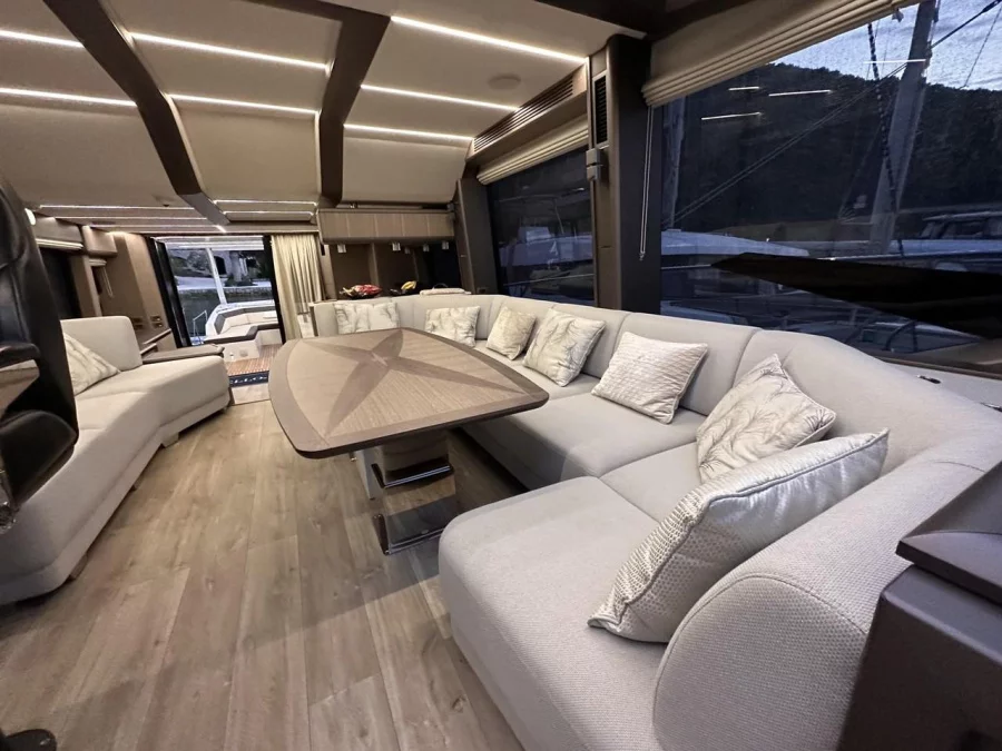 Galeon 680 Fly (Paradise)  - 13