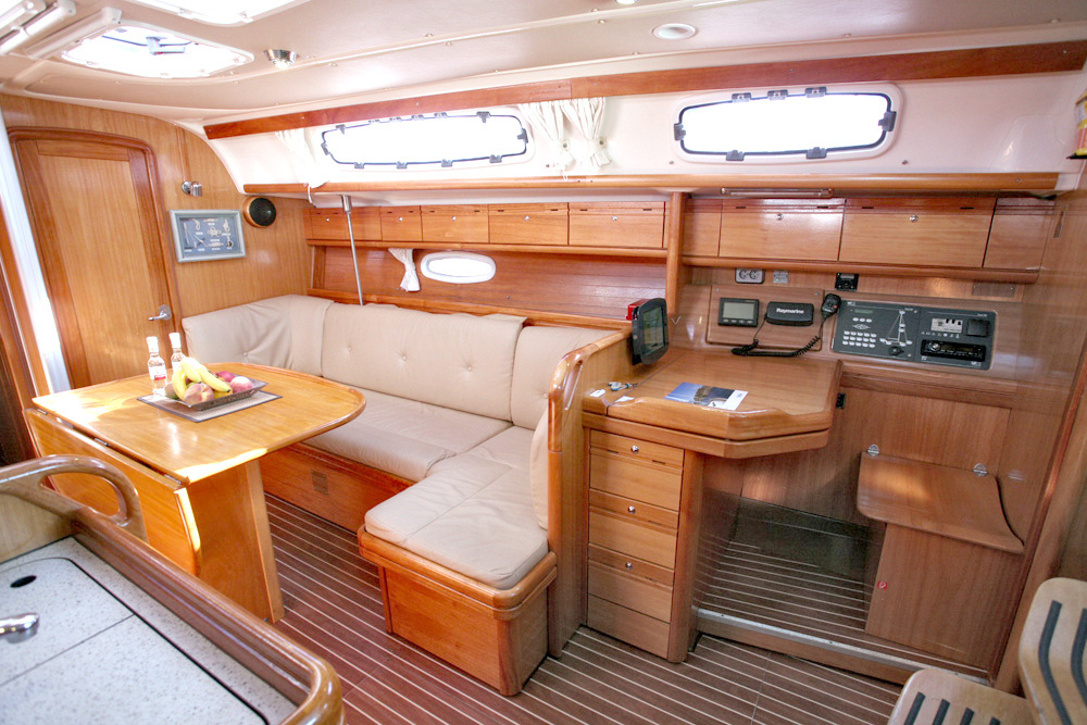 Photo #8 - Bavaria 38 Cruiser (Aristoteles) en Lavrion - 41064