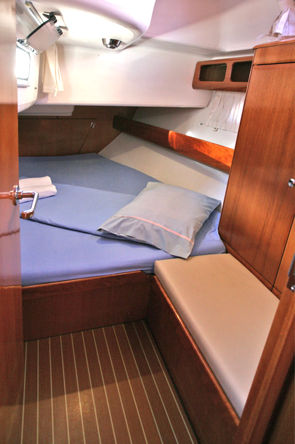 Photo #14 - Bavaria 42 Cruiser (Iraklis) in Lavrion - 41067