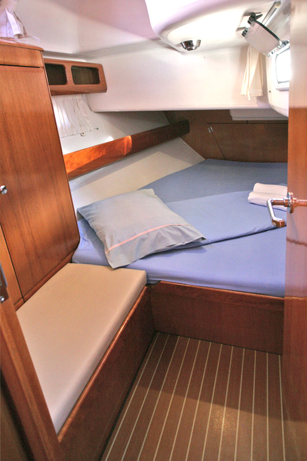 Photo #15 - Bavaria 42 Cruiser (Iraklis) in Lavrion - 41067