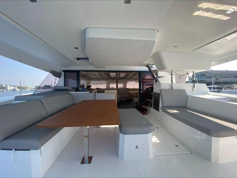 Fountaine Pajot Aura 51 (Alizé)  - 8