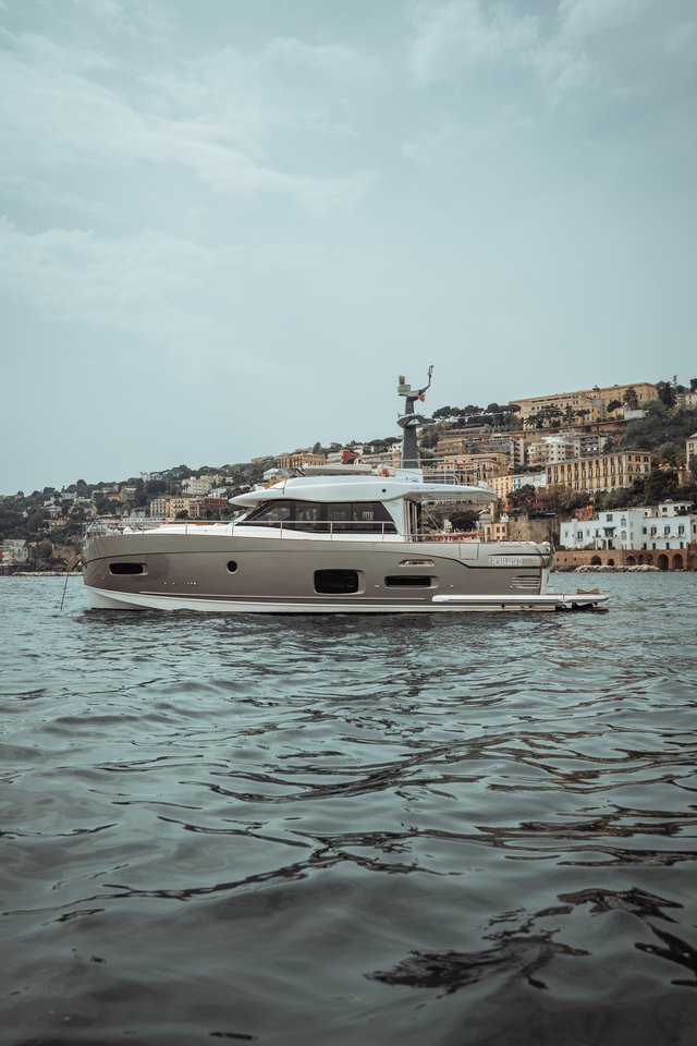 Photo #6 - Azimut Magellano 53 (Ciù Ciù) in Neapel - 41095