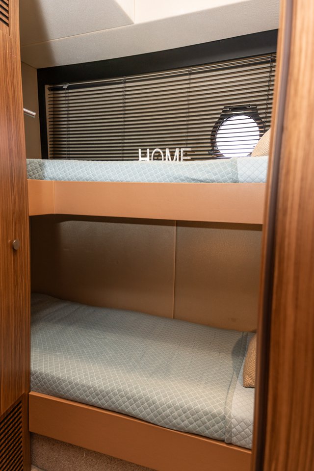 Photo #29 - Azimut Magellano 53 (Ciù Ciù) in Neapel - 41095