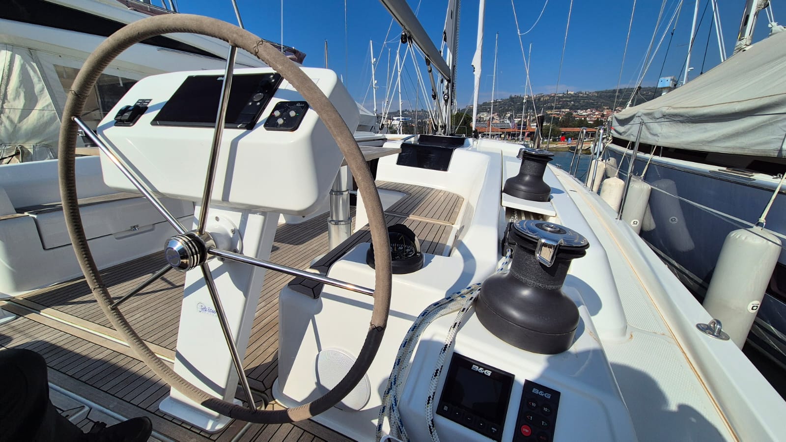 Photo #3 - Hanse 508 - 3 + 1 cab. (Bright Future) in Trogir - 41111