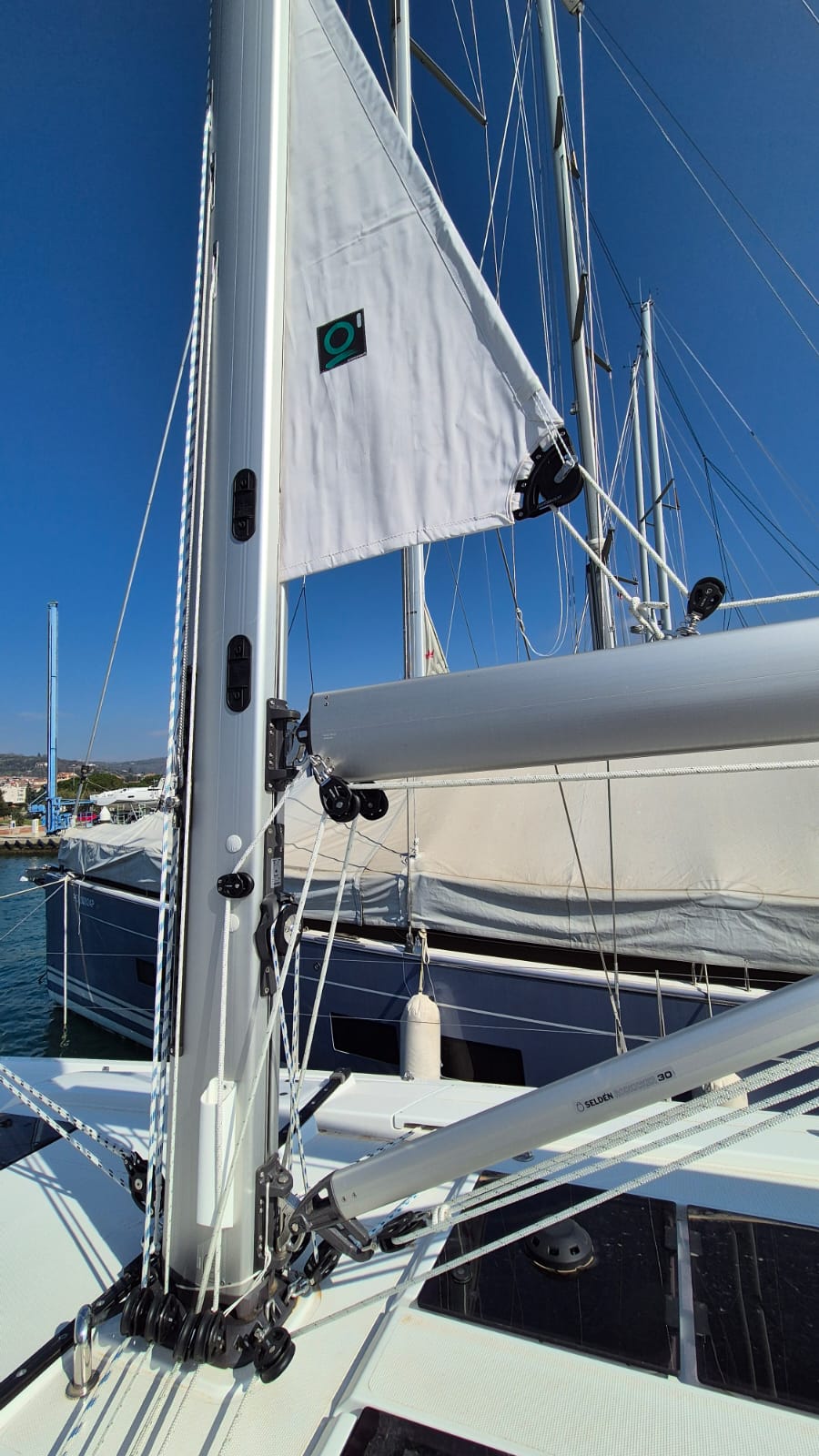 Photo #4 - Hanse 508 - 3 + 1 cab. (Bright Future) in Trogir - 41111