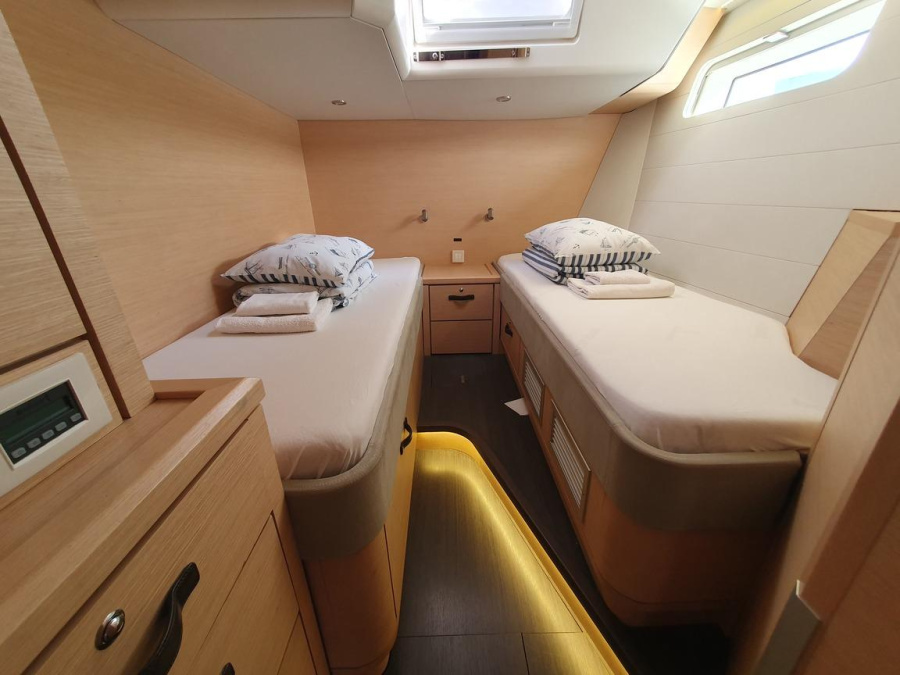 Photo #16 - Jeanneau 64 - 5 + 1 cab. (Jorm) en Split - 41115