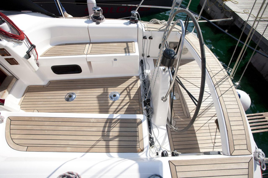 Photo #4 - Salona 37 (Red Zeppelin) in Kastela - 41138