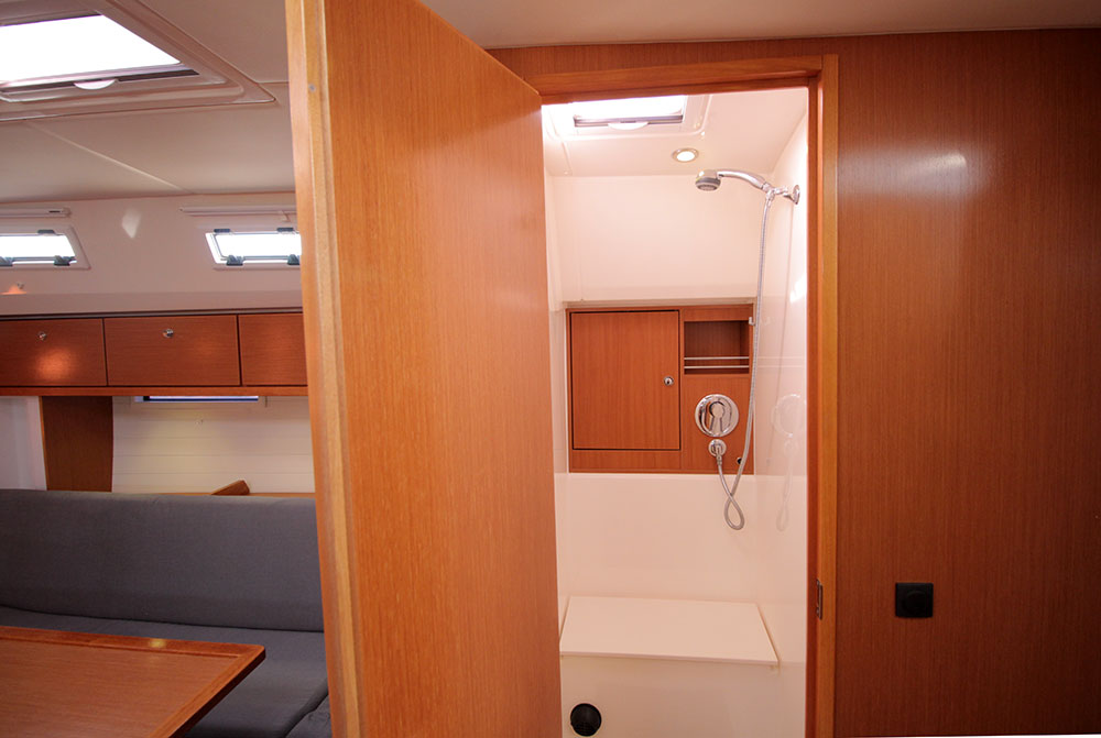 Photo #12 - Bavaria Cruiser 50 (Leonis) in El Arenal - 41155