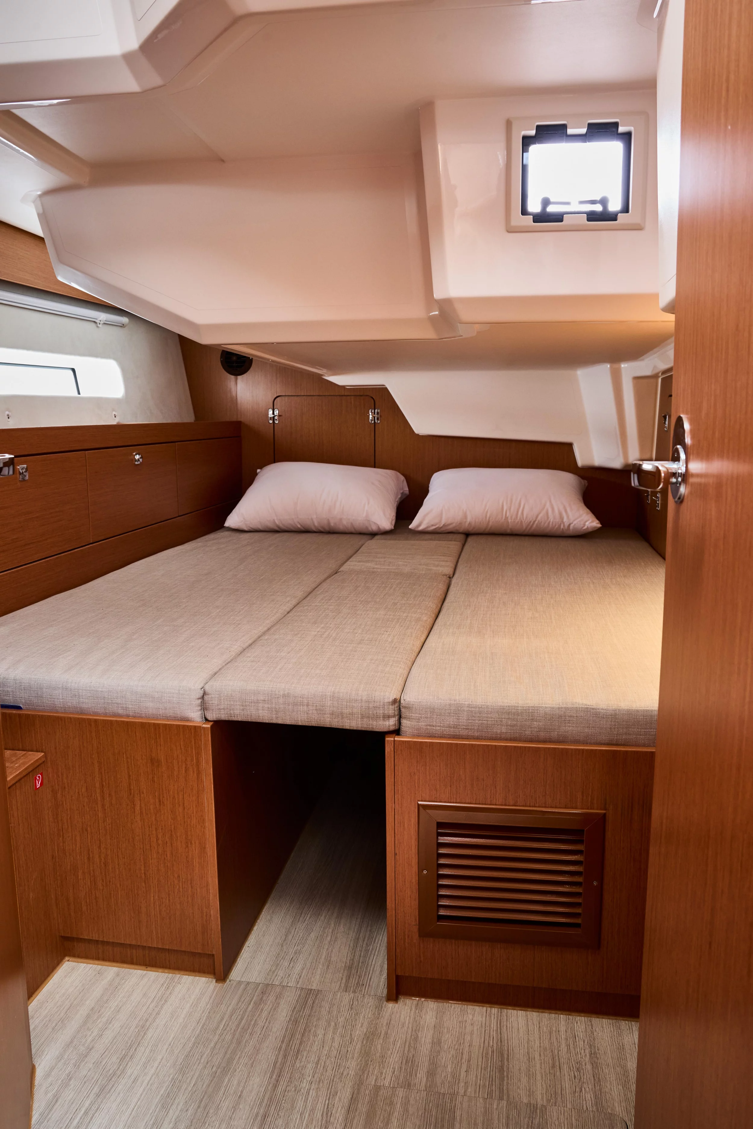Bavaria C46 - 4 cab. (Smaragda)  - 10