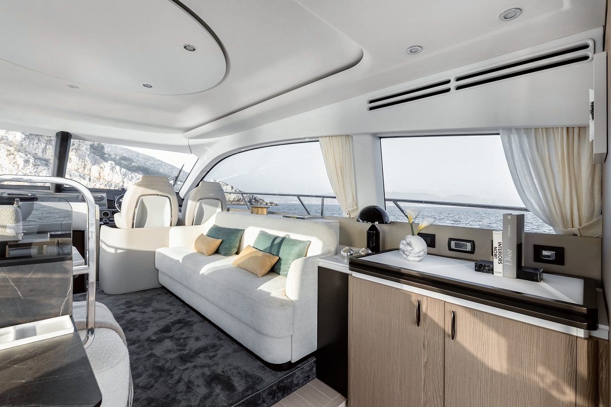 Photo #12 - Azimut 53 Fly (White) en Podstrana - 41176