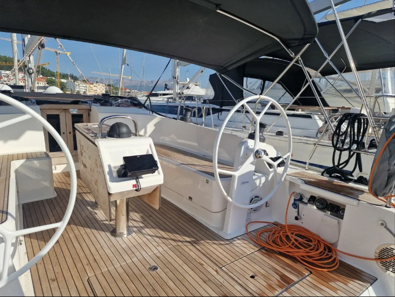 Photo #3 - Bavaria Cruiser 46 - 4 cab. (Šiljo) en Split - 41182