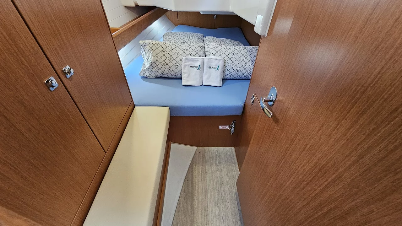 Bavaria Cruiser 34 Style - 3 cab. (Zen)  - 12