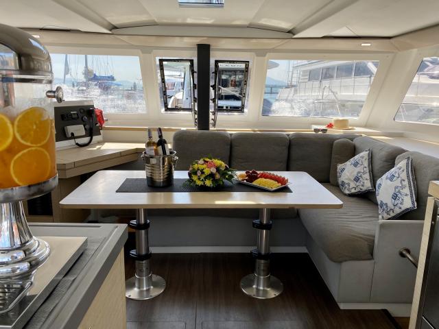 Photo #8 - Fountaine Pajot Lucia 40 - 4 cab. (Kinara) in Phuket - 41221