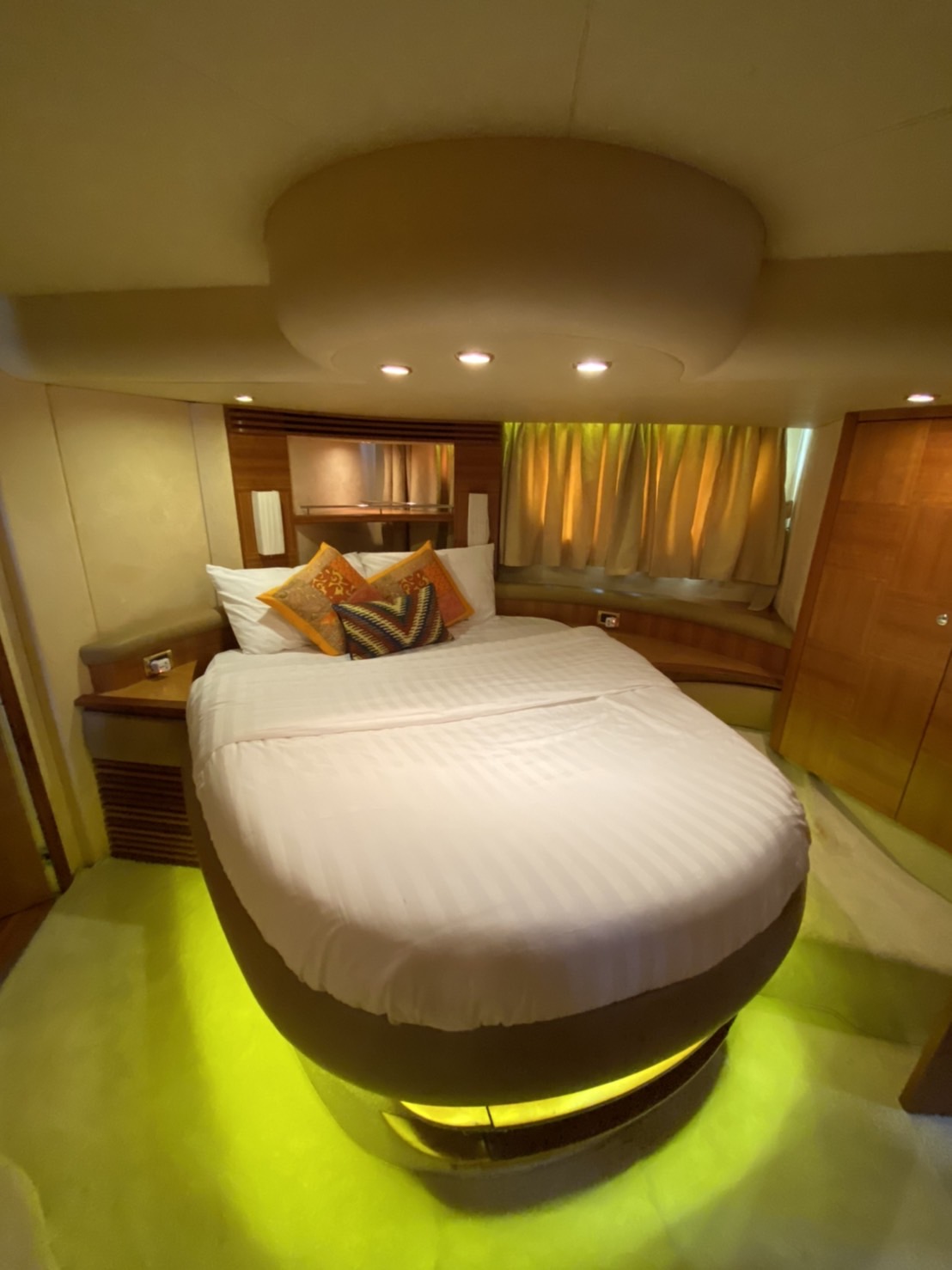 Photo #12 - Azimut 55 Fly (Pillars) in Phuket - 41232